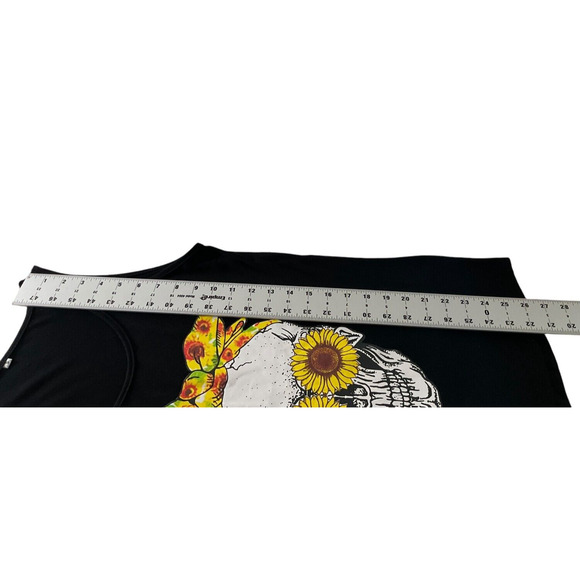 Womens Small Black T-Shirt Skull Sunflower Graphic Tank Top Sleeveless Halloween - Picture 7 of 11